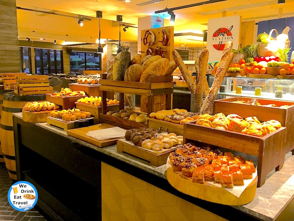 The Quickest Breakfast Buffet At The Le Meridien Dubai Hotel Airport