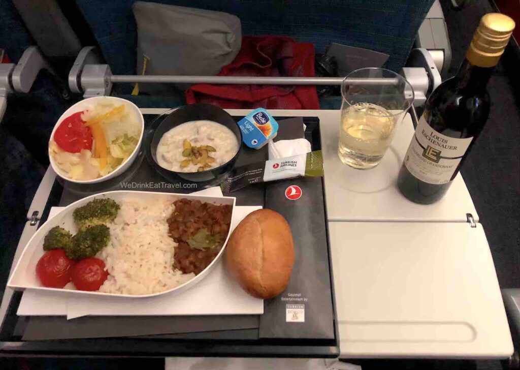 Turkish Airlines Review – You Need To See Our Astonishing Experience ...
